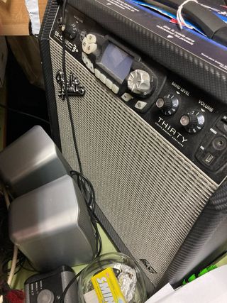 Ampli Fender G-DEC Thirty 30W + Pedal