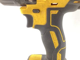 taladro a bateria dewalt dcd778