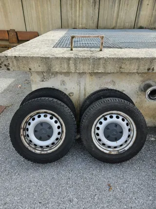 Ruedas 205/ 65/ 16C con neumaticos Mercedes Vito W
