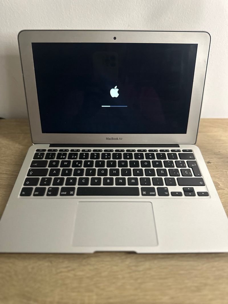 MacBook Air 11 (2015) Gris Espacial afbeelding 4