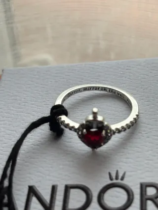 Anillo Pandora Villana de Reina Malvada