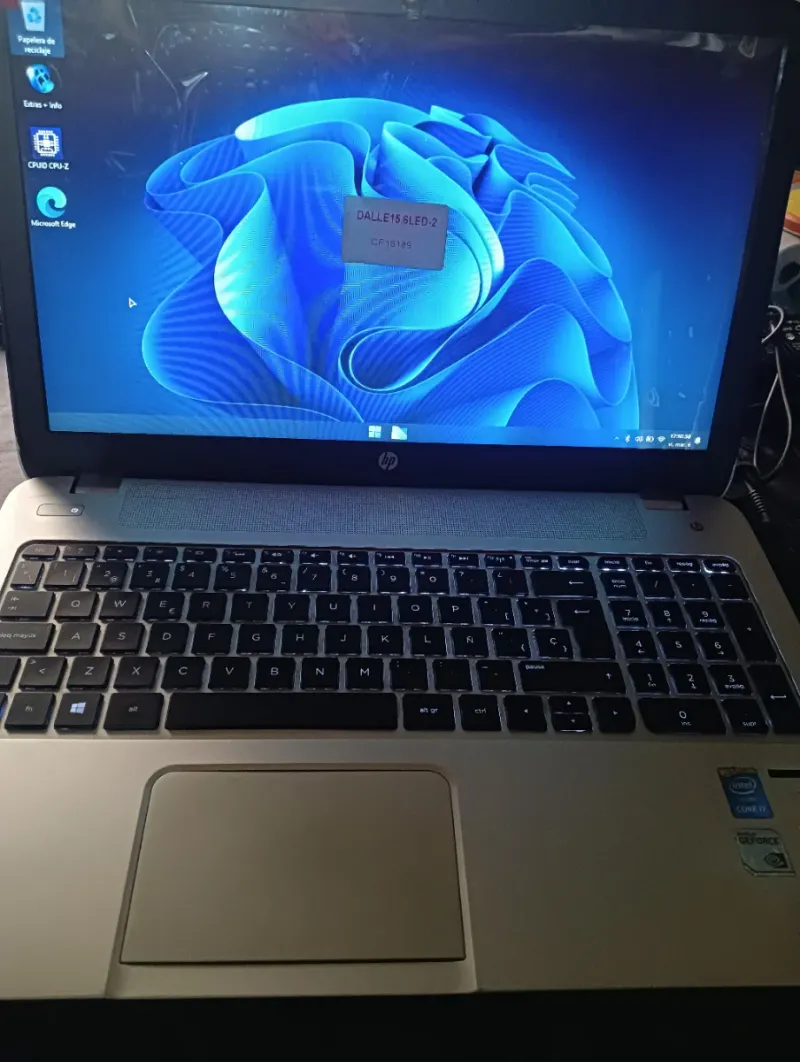 Portátil HP i7 16GB RAM 2.2GHz afbeelding 2