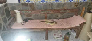 Bancos de madera antiguos