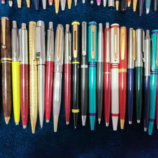 Conjunto di penne Parker e altre marche