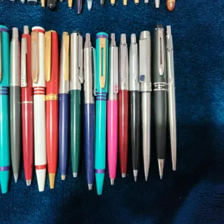 Conjunto di penne Parker e altre marche