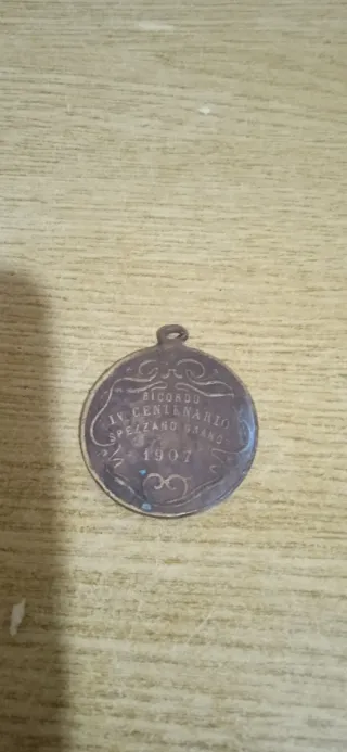 Medaglia in bronzo con immagine di s francesco