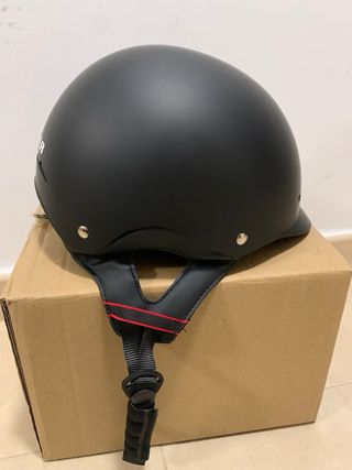 Casco de equitación negro nuevo