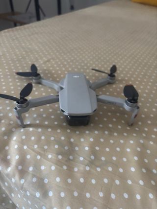 Pack DJI Mini 2 Fly More Combo