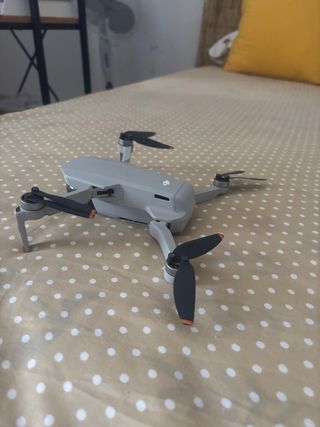 Pack DJI Mini 2 Fly More Combo