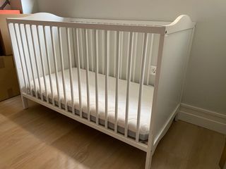 Cuna SMAGORA Ikea 120x60 con colchón Ecus Kids