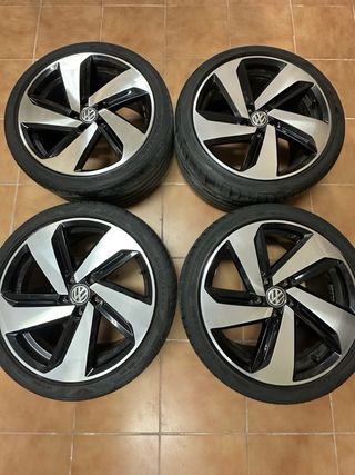 Llantas Originales Volkswagen Golf GTI 7.5 - R18