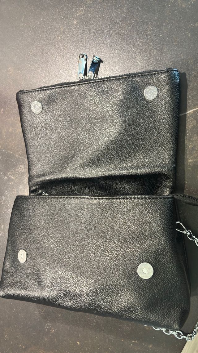 Bolso Zadig & Voltaire negro con detalles plateado