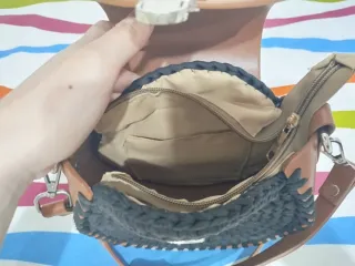 Bolso de verano de cuero y crochet