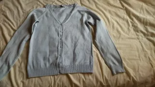 Lote 3 maglioni/sciarpe M (beige, grigio, blu)