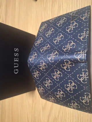 Cartera tarjetero Guess hombre