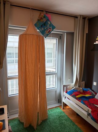 Dosel cuna/cama beige crema