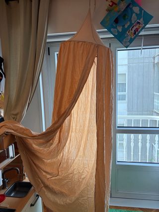 Dosel cuna/cama beige crema