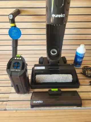 Aspirador Escoba EUREKA NEW400
