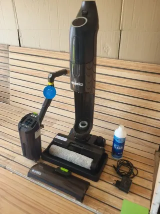 Aspirador Escoba EUREKA NEW400