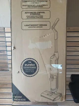 Aspirador Escoba EUREKA NEW400