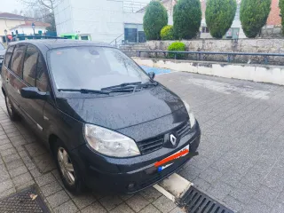 Renault Grand Scenic 2005