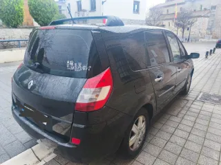 Renault Grand Scenic 2005