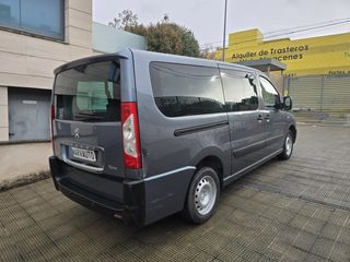 Peugeot Expert Combi 8