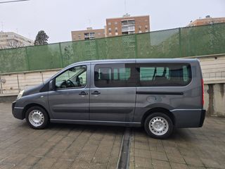 Peugeot Expert Combi 8