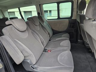 Peugeot Expert Combi 8