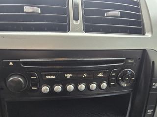 Peugeot Expert Combi 8