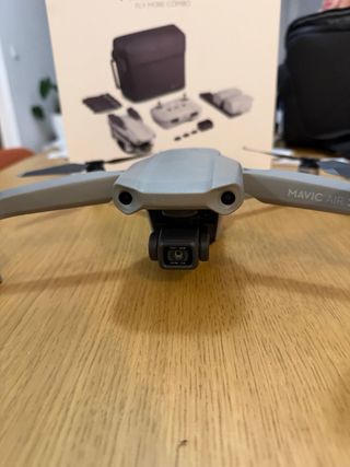 DJI Mavic Air 2 Fly Combo