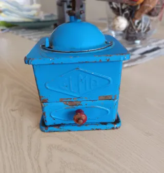 Molinillo de café antiguo ELMA azul
