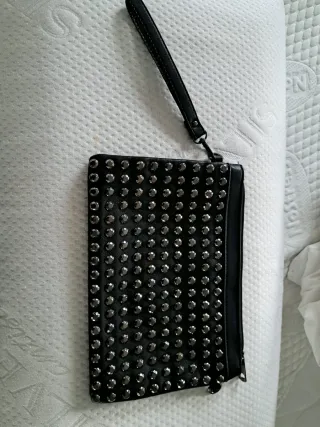 Pochette Zara nuova con borchie