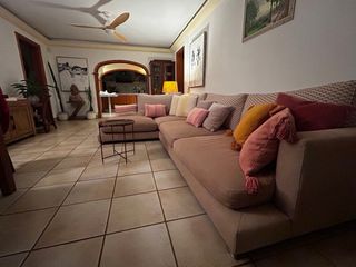 Sofá 4 plazas + chaiselongue XL