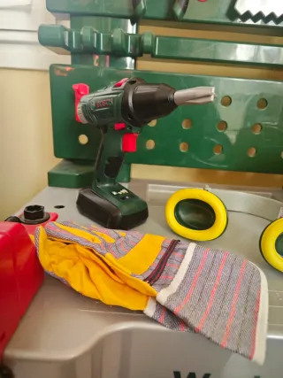 Banco de trabajo Bosch para niños