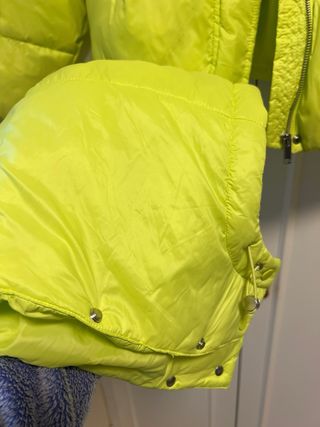 Cazadora acolchada Parfois verde/amarilla