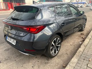 SEAT Leon 2021 hibrido muy buen estado.