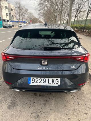 SEAT Leon 2021 hibrido muy buen estado.