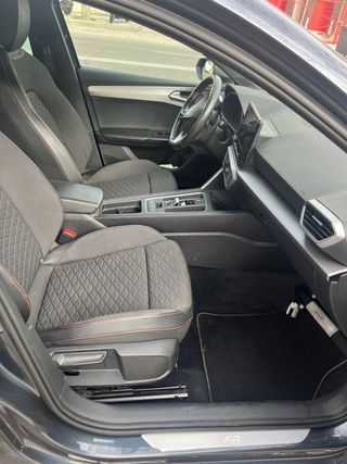 SEAT Leon 2021 hibrido muy buen estado.