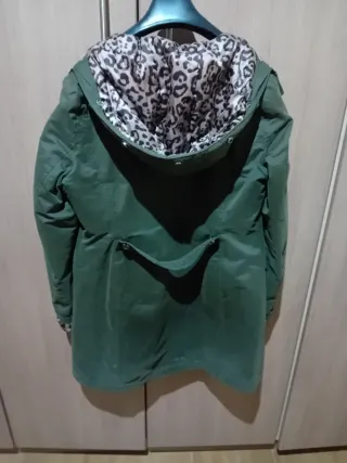 Parka Liu Jo Verde con Forro Animal Print