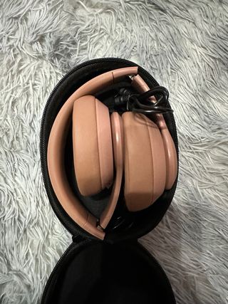 Auriculares Beats x Kim Studio Pro