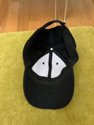 Gorra Negra con Linterna LED