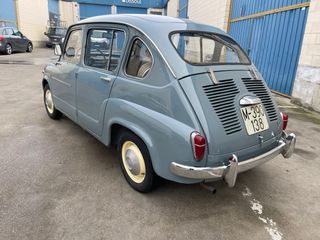 SEAT 800 1964