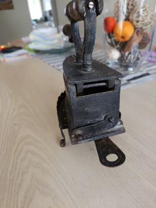 Plancha antigua hierro y madera ESPAÑA