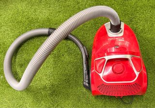 Aspiradora Rowenta Compact Power Roja
