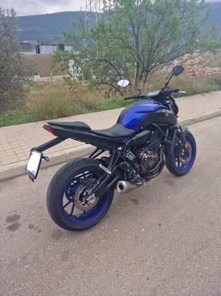 Yamaha MT-07 2020 - 8469 km Perfecto estado