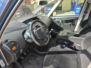 Citroen Grand C4 Picasso 2010