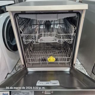LAVAVAJILLAS BALAY INOX