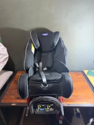 Silla de coche Klippan negra