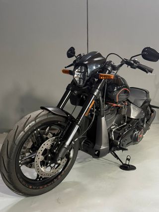Harley Davidson FXDR 114
